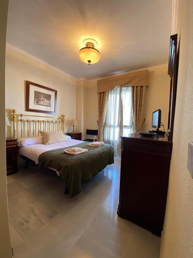 fantástico apartamento con parking avenida de cadiz Siviglia Esterno foto
